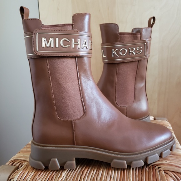 Michael Kors Mid Chelsea Boots Size 8 NEW! - Picture 7 of 13
